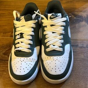 Nike Men's Green and White Sneakers